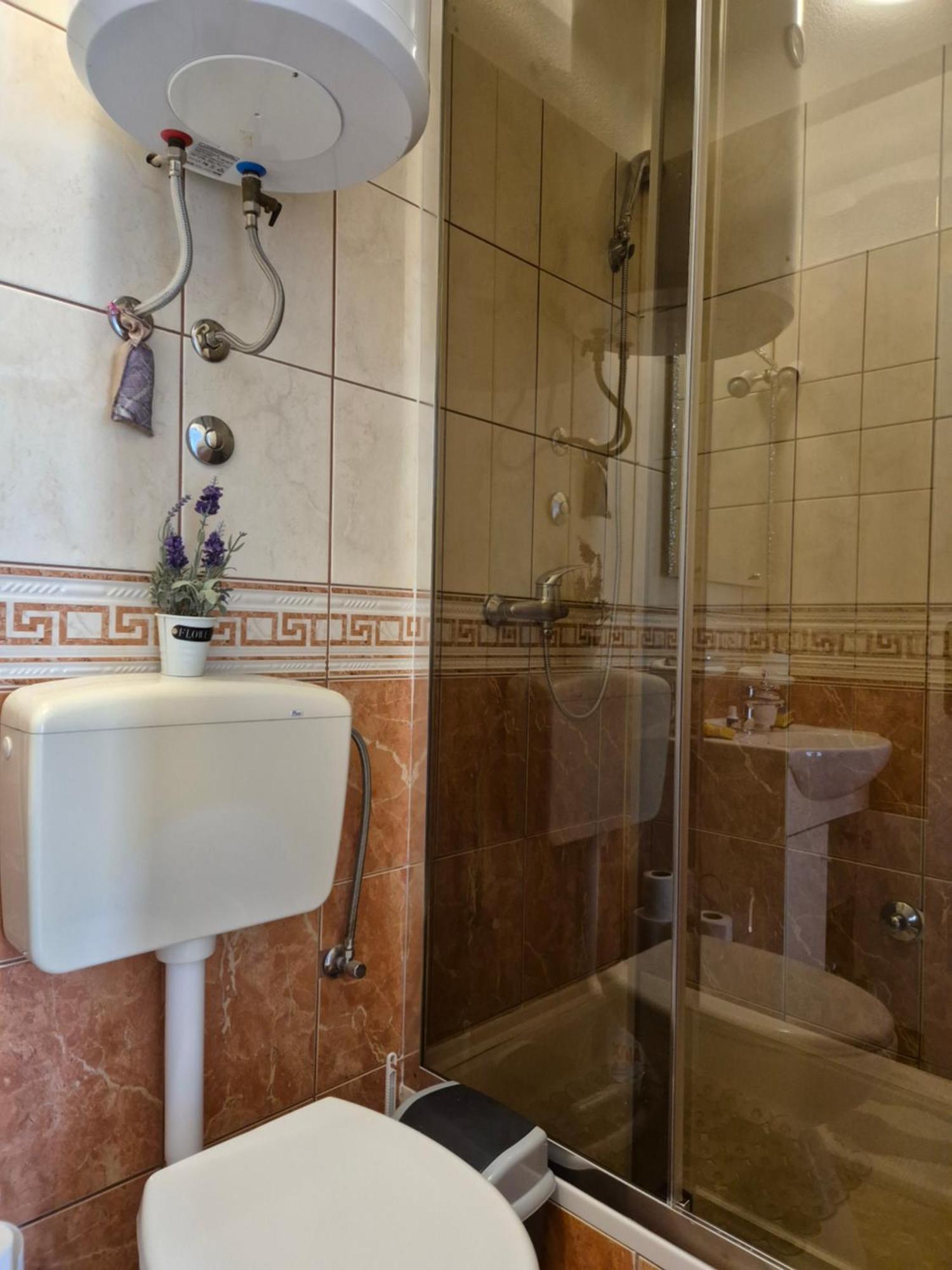 Apartmani Mara Rogoznica Рогозниця Екстер'єр фото